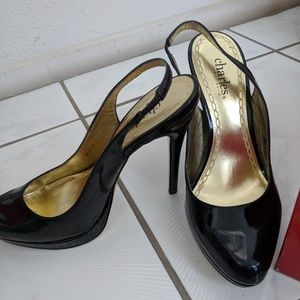 Charles David black pumps
